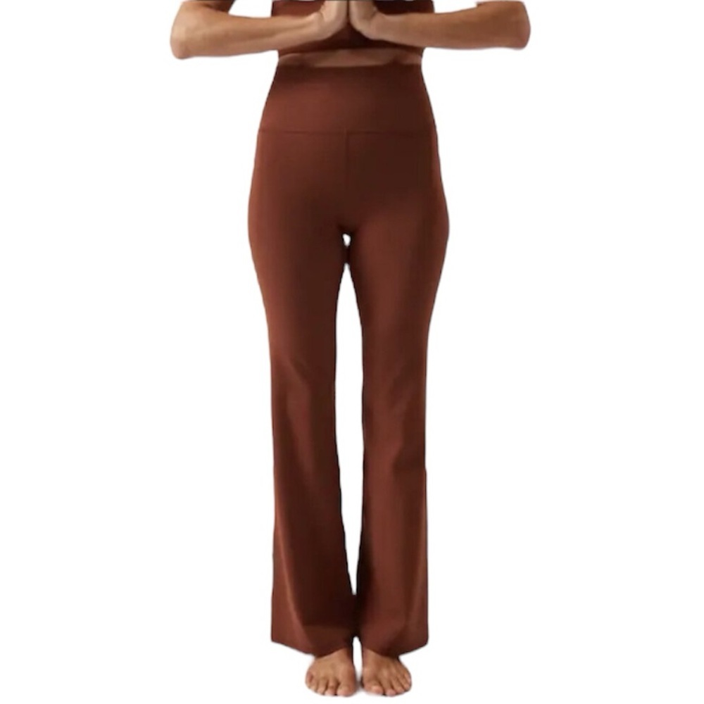 Athleta Salutation Stash Flare Pants in Mahogany Brown Size Small